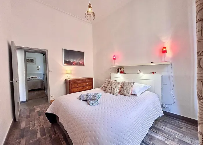 شقة Le 22, T3 Centre Maison Carree, 2 نيم